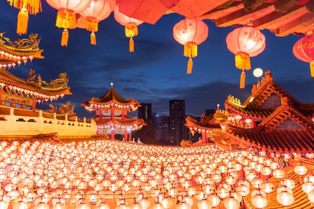 Pagoda splendour and big city lights